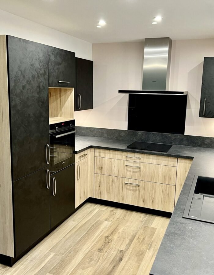 E4A12CF7-2794-4A41-B89A-8C1375DCF552